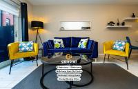 Trades Lane by CENTRAL SERVICED APARTMENTS - Walk Away From City Centre - 2 Bedrooms - 2 Bathrooms - Smart TVs in All Rooms - Dedicated Parking Space - Fully Equipped - Ground Floor - Walk Away From Dundee Bus & Train Station - B&B Dundee