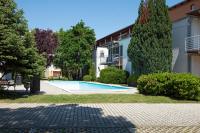 Aranypart Enikő Apartman - B&B Siófok