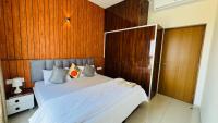 Altitude 24 - Luxury 2 BHK Skyline Apartment in Gift City - Ferienwohnung Gandhinagar