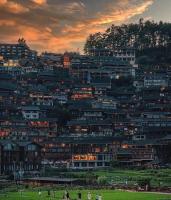 贵州省西江千户苗寨晓山越观景台民宿 - B&B Xijiang