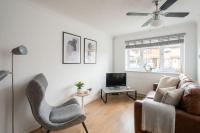 Comfortable 2 Bedroom Home with Parking in Taunton - B&B Taunton