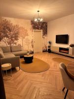 Aura Home - Livezeni Hiperbara - B&B Livezeni