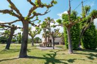 Masia per a 12 amb piscina · Cassà de la Selva - Chambres d'hôtes Cassà de la Selva