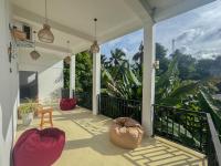 SIlvas Surf Home - B&B Weligama