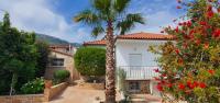 Tyros House - Costal Escape Just Steps From The Beach - Bed and Breakfast Tyrós
