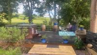 Mountain View Cottage, Hot Tub , Stunning Views - Bed and Breakfast Llanhamlach