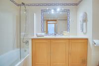 Lovely 2BD Apart 500m Beach AC Wi-Fi Pool Balcony - B&B Albufeira