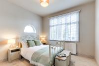 Spacious 4 bed, 1 bath Bungalow, Southend, Essex - B&B Southend-on-Sea