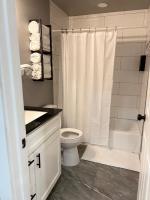 Jade home in beautiful Tulsa - B&B Tulsa
