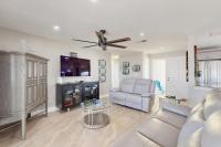 Palm Hideaway - B&B Cape Coral