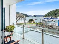 Oxleys 205 one bedroom with sea views - B&B Picton