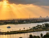 Breathtaking Nile and Pyramids View - Maadi - 3BR - B&B Cairo