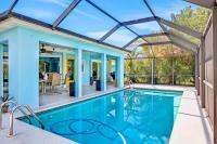 Three Palms Retreat - B&B Cape Coral