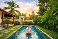 Ubud Forest Villa with Private Pool and Kitchen - B&B Pinggan