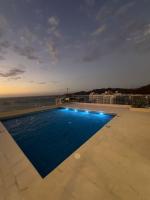 Boutique Costero Tropical a 100 metros de Playa Salguero Exclusiva Piscina Rooftop - Chambres d'hôtes Gaira