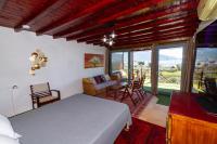 Cozy House with Amazing View and Unique Outdoor! - B&B Loutra Aidipsou