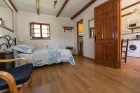 One-Bedroom Apartment (2 Adults)