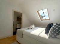 Camden Town Apartment by PrimeCityHosts - B&B London