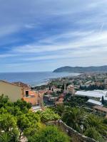 Elegante SUITE TERRAZZA CON VISTA - B&B Cervo