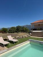 Magnifique Villa piscine vues mer, lac et montagnes - B&B Santa Reparata di Balagna
