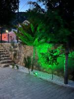 Comfy Villa Ipek with Pool - B&B Kaş