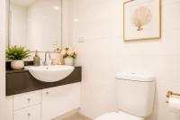 Darling Harbor Oasis - Bed and Breakfast Sydney