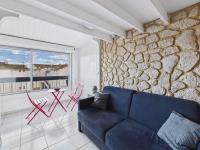 Studio Mezzanine pour 4 à Marseillan avec Parking Privé, TV et Cuisine Équipée - Chambres d'hôtes Marseillan