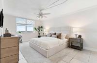 Oceanfront 2 Bedroom Condo with Sunset Views - Chambres d'hôtes Fort Lauderdale