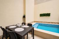 Modern Duplex Apartment with Private Pool & AC Central Malta - B&B Balzan