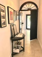 The Art Room Quay St Studios - Bed and Breakfast Cardigan