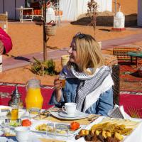 Fancy Golden Luxury Camp - Bed and Breakfast Merzouga