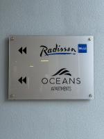 Luxury Promenade Suite at Oceans Apartments in Radisson Blu Hotel Tower, Umhlanga, Durban - Chambres d'hôtes Durban