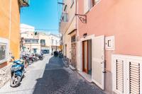 Chill House mare bus e servizi a piedi - B&B Procida