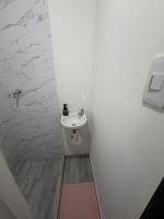 habitacion privada cerca la centros y hospitales bogota - B&B Bogotá