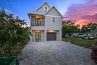 Prime Tampa Hyde Park 4 Bedroom House - Located Near Hyde Park Village, SoHo and Local Beach - Spacious and Comfortable Stay in Perfect Location - Great for Families and Groups Visiting Tampa Near Airport! - Chambres d'hôtes Tampa