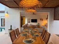 Ca La Fustera a 3 minutos a pie de la playa - B&B Casas de Torrat