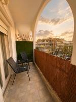 Feels Like Home Cozy & close to the city center - B&B Salónica