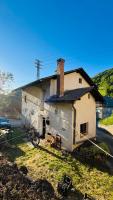 Taraš Guest Room - B&B Tolmino