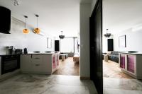 Apartamenty ARTE - Reduta 95 - garaż faktura VAT - Chambres d'hôtes Lublin