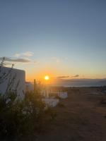 White House with Sea View - B&B Ambelas