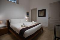 Comfort Room - Private bathroom - 100m from center - B&B Salerno