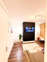 Contractor Accommodation , 3 Bed House , Parking , WiFi - B&B Kettering