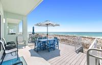 Gorgeous Gulf front townhome Gas grill and beach access - B&B Pensacola Beach