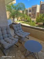 Holiday Appartement with Community Pool & Free parking in Marina - Chambres d'hôtes Saidia