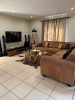 Caly Luxury Home - B&B Nelspruit