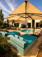 Oasis&Nirvana Lisle sur Sorgue piscine Barbecue Brasero Babyfoot 4 chambres climatisées - Chambres d'hôtes L'Isle