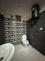 Eiffel Facing Cozy 1BHK Apartment - B&B Lahore