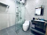 Estudio con cama extragrande
