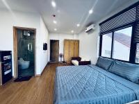 Studio mit Balkon