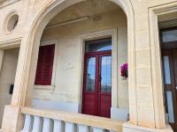 Arzella Beachfront Guesthouse - B&B Birżebbuġa